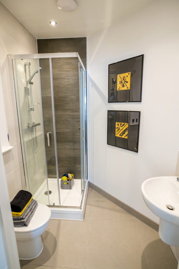 Ensuite